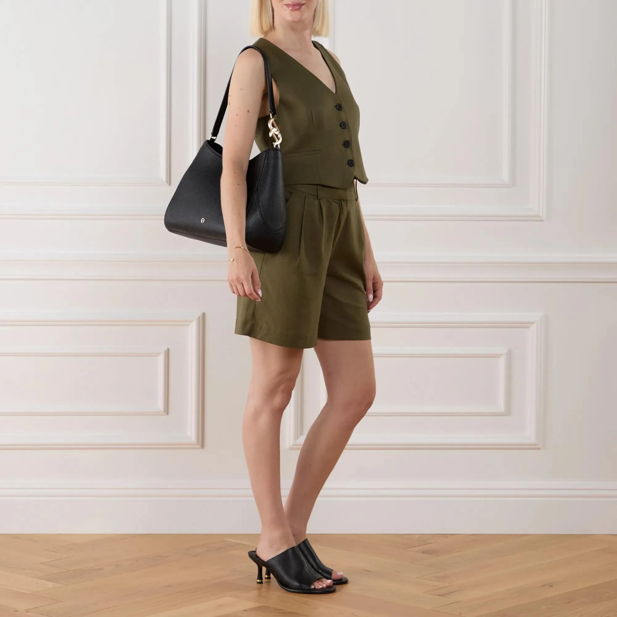   AIGNER  Jerzy Black  Hobo Bag 